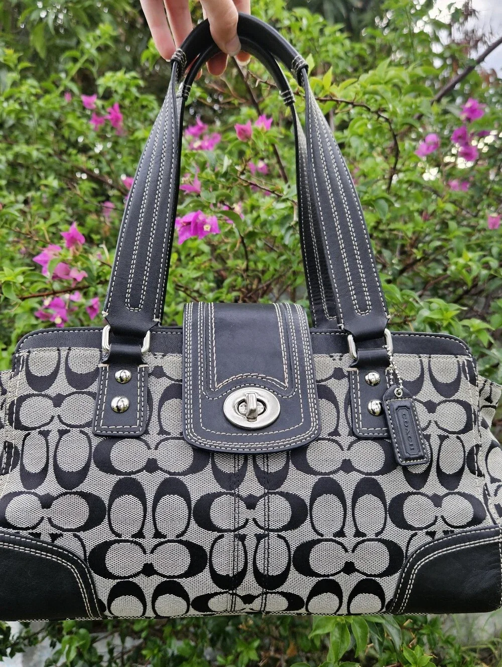 Coach Hampton Signature Carryall Satchel F13975 Black Gray Canvas Leather Turnlo